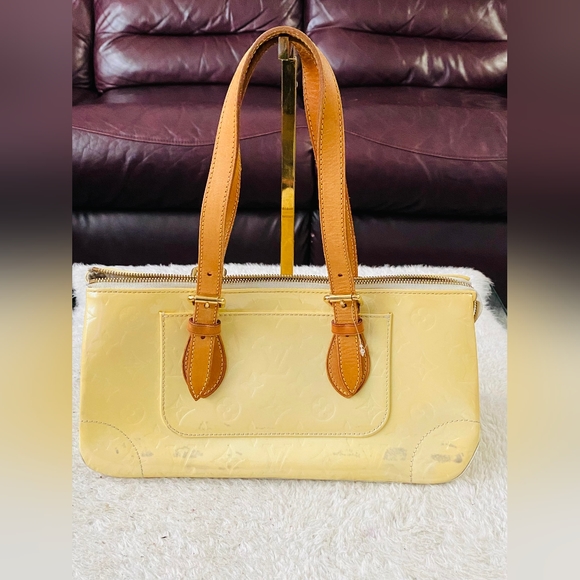 SOLD!!!(2for350)Original LV vernis - Picture 12 of 16